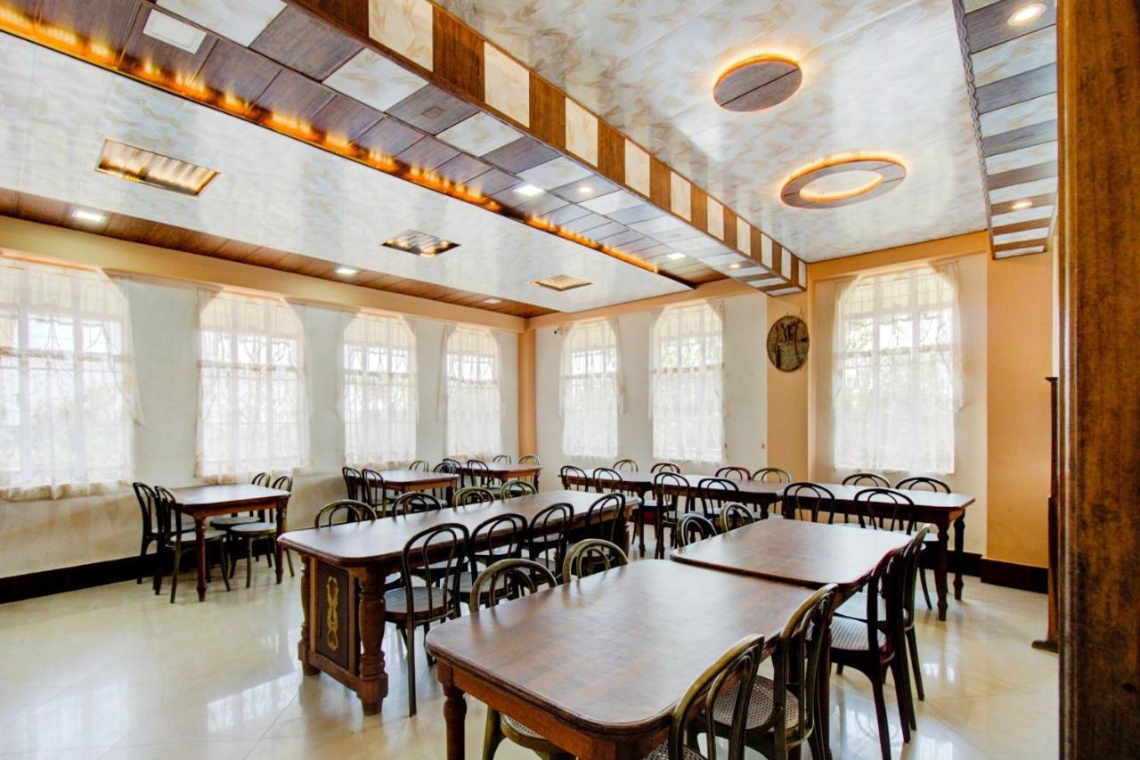 Capital O 79144 Coniferous Resort Czerapuńdżi Zewnętrze zdjęcie