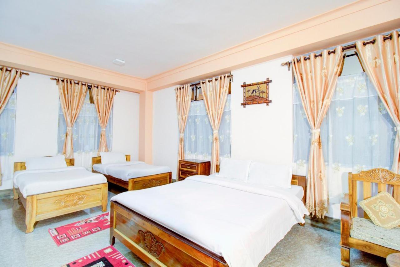 Capital O 79144 Coniferous Resort Czerapuńdżi Zewnętrze zdjęcie
