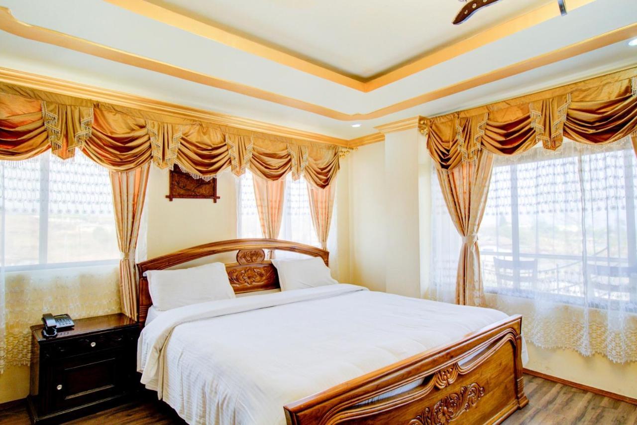 Capital O 79144 Coniferous Resort Czerapuńdżi Zewnętrze zdjęcie
