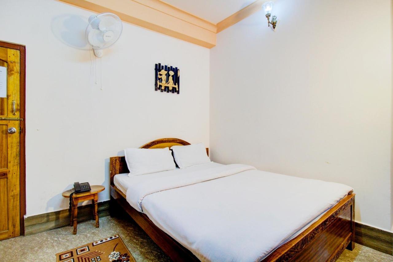 Capital O 79144 Coniferous Resort Czerapuńdżi Zewnętrze zdjęcie