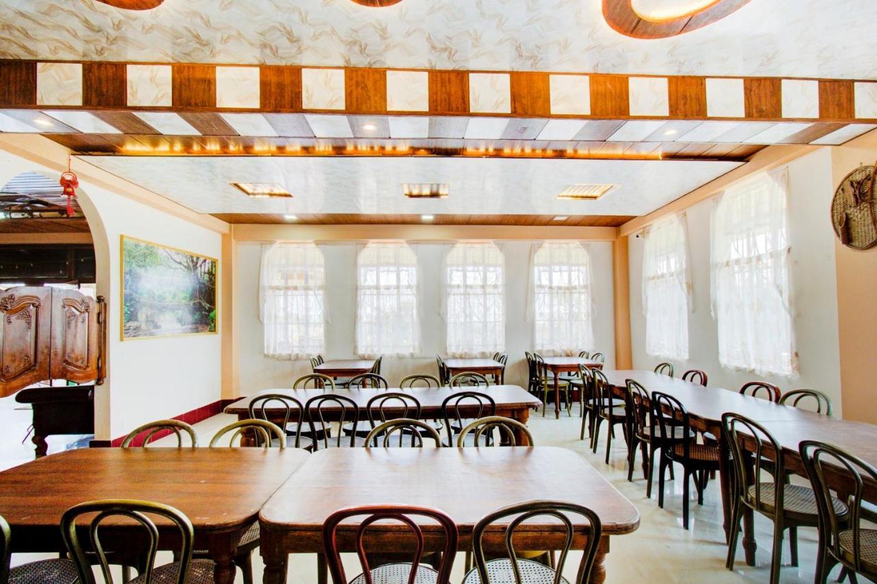 Capital O 79144 Coniferous Resort Czerapuńdżi Zewnętrze zdjęcie
